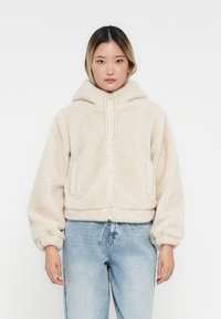 Зимняя куртка Зимняя куртка