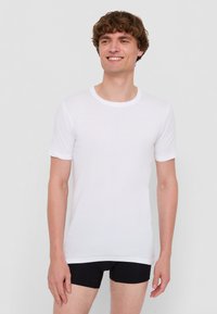 Футболка Футболка