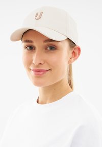 Кепка Кепка