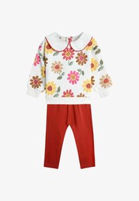 Леггинсы Леггинсы