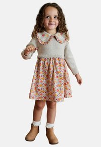 Платье Платье