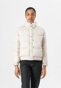 Зимняя куртка Зимняя куртка