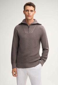 Пуловер Пуловер