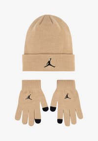 Перчатки Перчатки