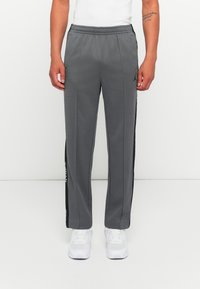 Спортивные штаны Спортивные штаны