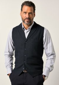 Жилет Жилет