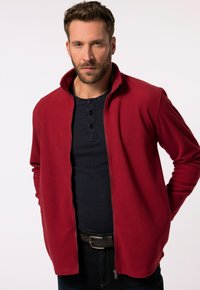 Флисовая куртка Флисовая куртка