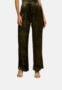 Широкие брюки Широкие брюки