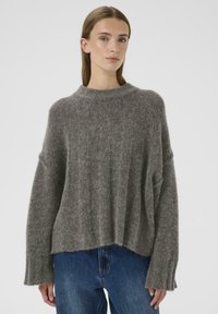 Пуловер Пуловер