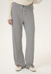 Брюки Брюки