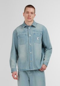 Рубашка Рубашка