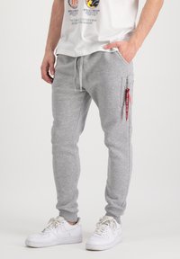 Спортивные штаны Спортивные штаны