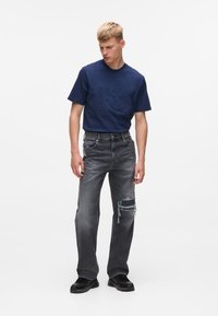 Прямые джинсы Прямые джинсы