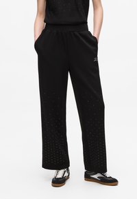 Спортивные штаны Спортивные штаны