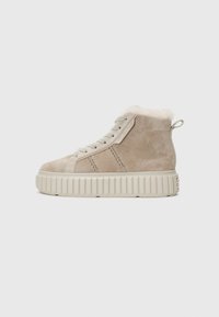 Ботинки Ботинки