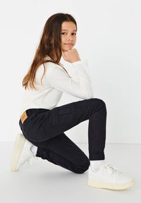 Брюки Брюки