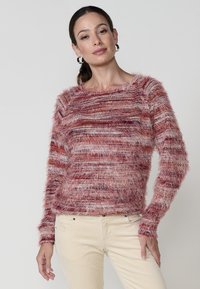 Пуловер Пуловер