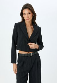 Костюм Костюм