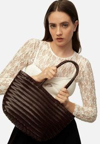 Кожаная сумка Кожаная сумка