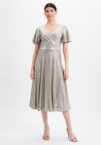 Летнее платье Летнее платье