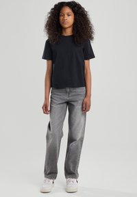 Джинсы Джинсы