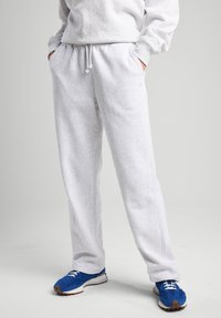 Спортивные штаны Спортивные штаны