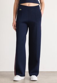 Широкие брюки Широкие брюки