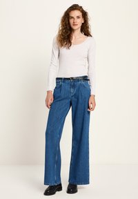 Брюки Брюки