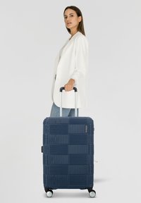 Чемодан на колесах Чемодан на колесах