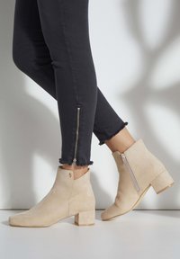 Ботильоны Ботильоны