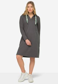 Платье Платье