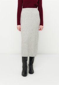 Юбка-карандаш Юбка-карандаш