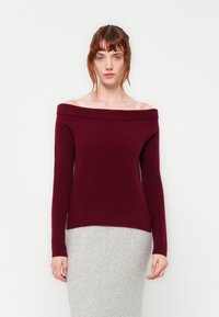 Пуловер Пуловер