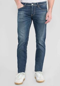 Джинсы Джинсы