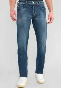 Прямые джинсы Прямые джинсы