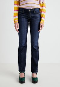 Джинсы Джинсы