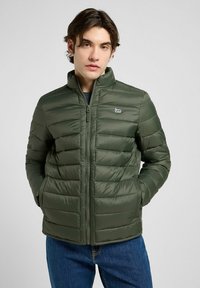 Зимняя куртка Зимняя куртка