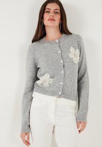 Жилет Жилет