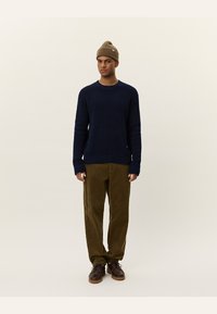 Пуловер Пуловер