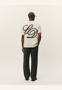 Футболка Футболка