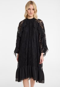 Платье Платье