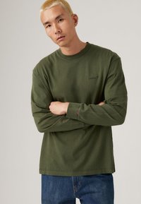 Лонгслив Лонгслив