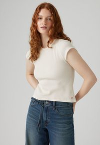 Футболка Футболка