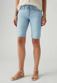 Шорты Шорты