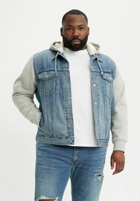 Джинсовая куртка Джинсовая куртка