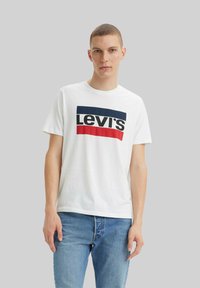 Футболка Футболка