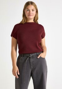 Футболка Футболка