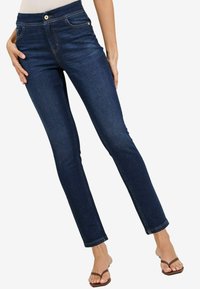 Узкие джинсы Узкие джинсы