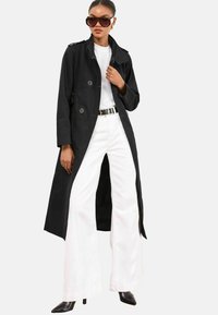 Тренч Тренч