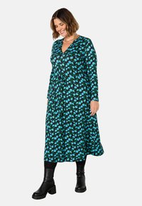 Летнее платье Летнее платье